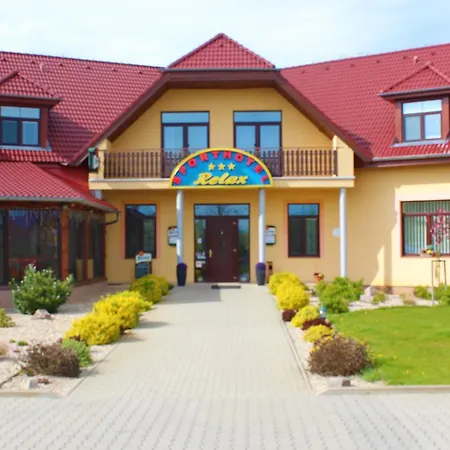 Relax 3* Veletov